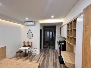 bán nhà nguyễn khánh toàn, dt49m, mt4,5m, dân xây, 10 phòng khép kín, gần ô tô, kinh doanh