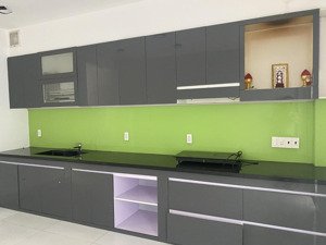 bán nhà 2 tầng mặt tiền đường bình thái 4