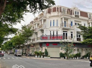 bán nhà mặt tiền lam sơn (khu sân bay). dt: 12mx25m (nở hậu 17m, công nhận 380m2) giá bán 65 tỷ tl