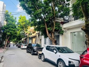 nhà 4 tầng 70m2 mặt đường hàm nghi - trại chuối - hồng bàng đường nhựa 12m - giá 5,5 tỷ