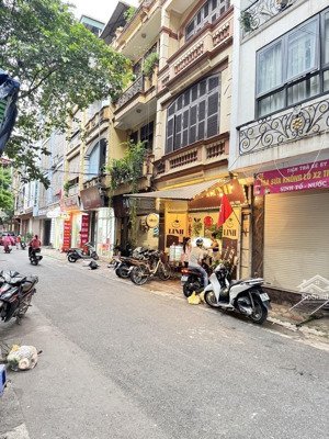 bán nhà căn hộ dòng tiền 6 tầng thang máy gần ngã tư lò đúc - kim ngưu diện tích: 40m2 x 6 tầng