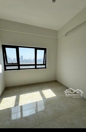 giá 1ty5 chung cư ssh09 căn thương mại,, căn 1 phòng ngủ, có ban công