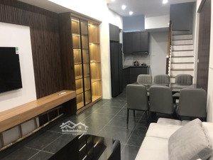 chính chủ bán nhà phố nghi tàm 36m2 x 4t cách 20m ô tô tránh nhau ngõ thẳng full nội thất giá 10,9t