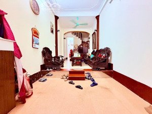 bán nhà hoàng hoa thám dân xây - cực gần ô tô - 4 ngủ full công năng - hk ba đình vị trí siêu đẹp