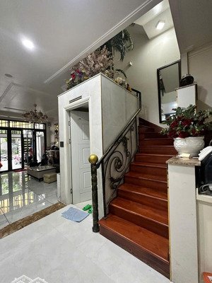 biệt thự cực chất tại hado centrosa garden, 3tháng 2, phường 12, quận 10. lh điệp 