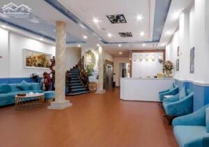 Bán khách sạn Mã Mây, 90m2 x 7 tầng, 16 phòng