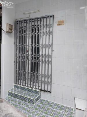 1.75T - 13m2 - Hậu Giang (Q6) - Nhà 3 tầng nhỏ xinh - 2PN 2WC - SHR