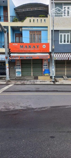 mặt tiền kinh doanh 5.5m x 6m (trệt)