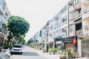 bán nhà đẹp mt khu tên lửa cách aeon mall 800m. dt: 5x20. trệt + 2 lầu + st. đông bắc. giá 15 tỷ tl