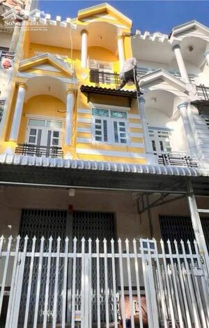 Nhà 4 phòng có nội thất kdc Long Thịnh