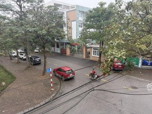 cực hiếm - giá quá tốt - khách nhanh tay nhé. nhà đẹp - ô tô đỗ trung tâm phố - ở sướng