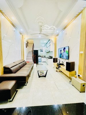 bán nhà phố trần khát chân- q. hbt- nhà đẹp- ngõ thông kd - thoáng trước sau 45m2 -5 tầng -9.65 tỷ