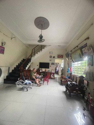 bàn nhà thạnh lộc 16 mt đường 12m kinh doanh đa nghành nghề - giá 7.5 tỷ