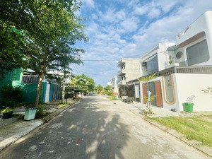 tôi bán lô đất 5m5 bá tùng - gần cầu khuê đông - hướng nam- gần công viên - giá 3.220 tỷ 