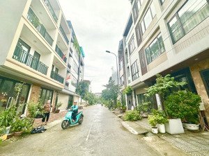 cc bán mảnh đất đầu tư phân lô 31ha 95m phố nguyễn mậu tài trâu quỳ gia lâm