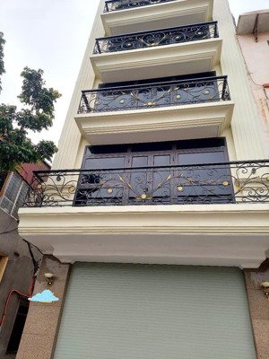 bán nhà tại đường đặng thai mai 80m2, 7 tầng giá 27 tỷ. tây hồ