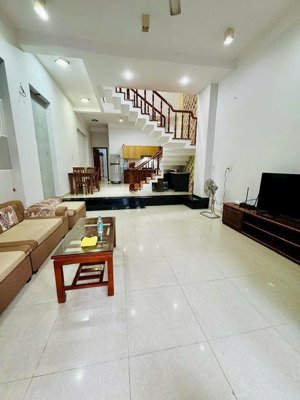 nhà trương văn hiến 2 tầng . 7m5 . 7ty6 giá rẽ cho nhà đầu tư .