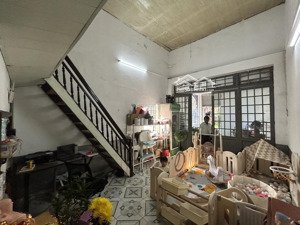 bán đất tặng nhà c4 gác lửng đường đào trí, gần sông thăng long chỉ 4 tỷ vị trí cực hiếm