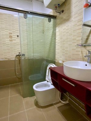 nhà phân lô tại trần duy hưng em cần bán