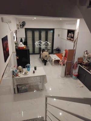 (nc) bán nhà hẻm 1/ đường gia phú p1 q6 3,5m x 10m ( nở hậu nhẹ)