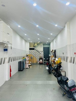 chủ kẹt tiền xoay vốn kinh doanh - bán gấp giá 1,96 tỷ - trương quốc dung, phú nhuận