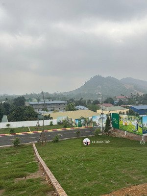 cực hiếm, lô đất hai mặt đường 165.3m2, đường 3 ô tô, sát đhqg tại hoà lạc. giá chỉ 19 triệu/m²