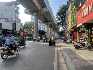 (hiếm) bán nhà mặt phố cầu giấy, 1 mặt phố 1 mặt ngõ, 555m2, mặt tiền siêu rộng ~20m, 355 tỷ