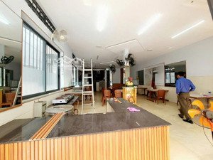 cho thuê nhà 5 tầng mặt tiền : phan châu trinh , hải châu ( ngang 7m ) , 600m2 sử dụng - 30 triệu