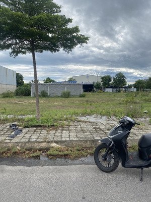 154m2 ngang 7m đất 2 mặt tiền trước sau khu đô thị green city sát sông