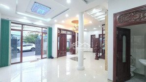 nhà bán gần đường lê hồng phong, phước hải, mặt tiền 10m, mặt tiền đường lớn, 100m2/8.8 tỷ.