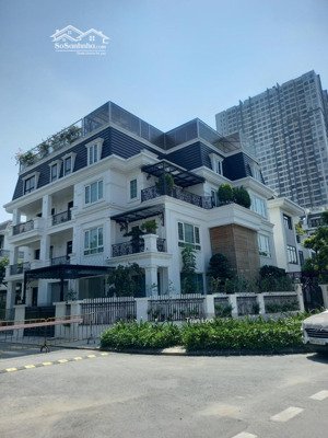 chính chủ bán căn biệt thự lô góc 2 mặt tiền quận nam từ liêm. dt: 370m2 xây 5 tầng. giá 57 tỷ