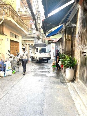 30m ra ngõ oto tránh, thông các ngả, kd tốt, dt 33m2*5t, mt 4,3m, giá chào 7,25 tỷ