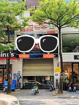 mặt phố trung hòa 132m² mt 5.6m giá chỉ 82 tỷ ( 620tr/m² - quá rẻ!)