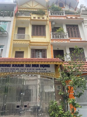 cho thuê liền kề văn quán 85mx5t, cách nguyễn khuyến 30m, nhà đẹp 23tr/t