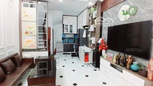 hồ tùng mậu lô góc, 40m2 4 tầng, mt 3,8m nhỉnh 8 tỷ cầu giấy, đại học thương mại, gần trường đh lớn