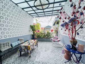 cc bán nhà lõi q hai bà dt 45m mt 4m 4tâng 8.8ty đẹp long lanh chỉ xách va ly về ở