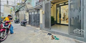 chủ cần bán gấp nhà 1 trệt 1 lầu đường hoa lan giá ngộp 2,08 tỷ, 3pn 3wc, sổ hồng riêng