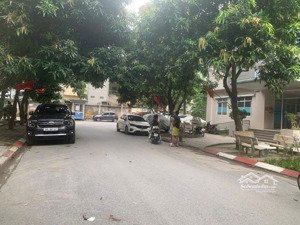 bán chung cư ct2 đại mỗ- 70m- lô góc- 2 ngủ- full nội thất- 2 thoáng- nhỉnh 4 tỷ- 