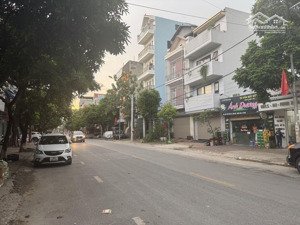 vân trì, nhà 4 tầng, 4 ngủ chỉ 4,45 tỷ