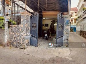 bán căn nhà góc 2 mặt tiền hẻm lê hồng phong - phước hải - nha trang - khánh hòa 