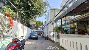 ngay cụm kháng đài pháo hoa mới - ngay cosmo - mua nhanh kẻo lở kiệt ô tô lê văn hưu