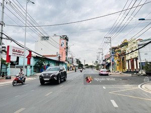 mặt tiền đường linh trung 9x40 nở hậu 538m2. xây dựng hầm, 7 tầng. ngay trạm ga metro, bệnh viện