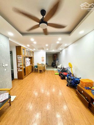 bán gấp căn góc chung cư tầng trung hdu3 tô hiệu 127m²- gía chỉ nhỉnh 6 tỷ