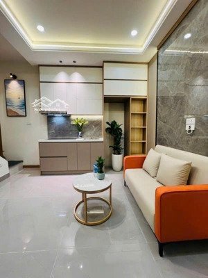 mặt phố -ô tô tránh -vỉa hè -kinh doanh bất chấp 60m 5t mt4m giá chỉ 27tỷ gọi 