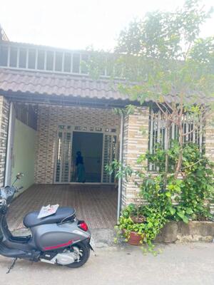 Kẹt tiền bán giá siêu rẻ, nhà SR 5x30, gần chợ KP4 Trảng Dài chỉ 2 tỷ150