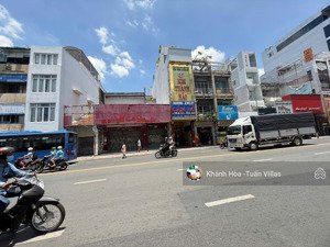 chính chủ cần bán gấp mặt tiền ngay hoàng văn thụ p8 q phú nhuận 10m*30m ctxd hầm 8tầng gía: 62tỷ