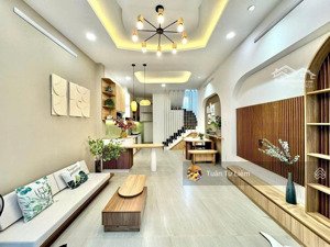 trịnh văn bô lô góc 2 thoáng 45m 8,5 tỷ 50m ra đường ô tô tránh, full nội thất sẵn ở