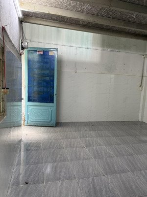 mặt tiền đường quang trung, đối diện vincom quang trung, gần chợ hạnh thông tây.