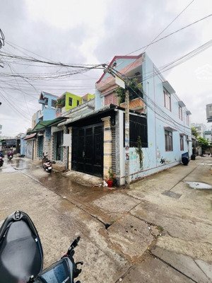 bán nhà căn góc hẻm tải - 5 x 20m - ngay tên lửa bình tân- gần chợ - 2 tầng - giá nhỉnh 6 tỷ .