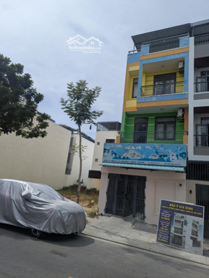 chính chủ bán nhà 4 tầng đường số 20 kđt lê hồng phong ii giá 8ty2.